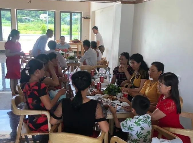 Khách sạn Tuan Chau - - Gialong Minihotel